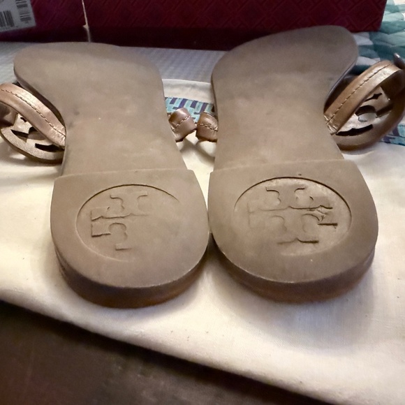 Tory Burch Metal Miller Tan/Gold Sandals Size 8.5 - Picture 10 of 10